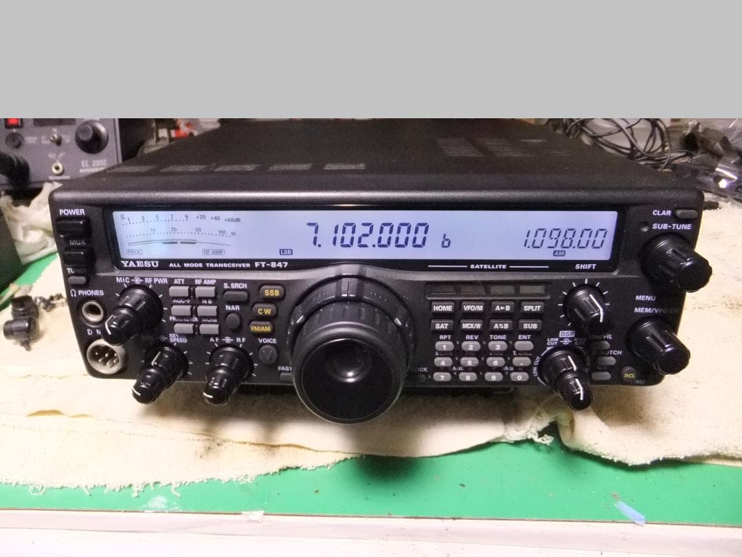 ☆ヤエス　HF～430MHz帯オールモード機　FT-847（現状渡し）☆
