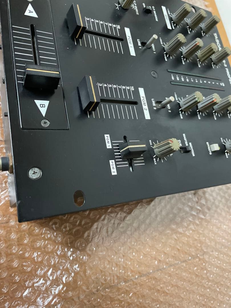 TASCAM プロフェッショナルDJミキサー XS-3