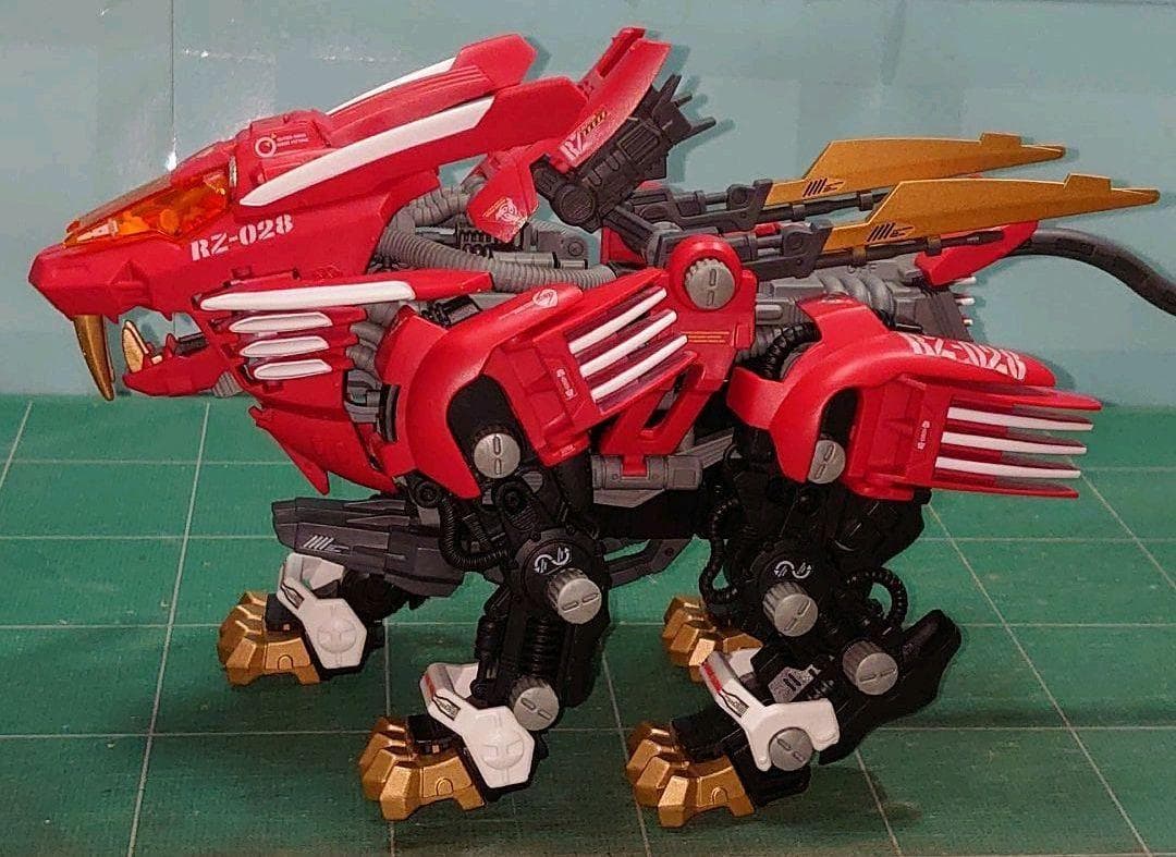 ゾイド　ブレイドライガー（レオン・トロス専用機）