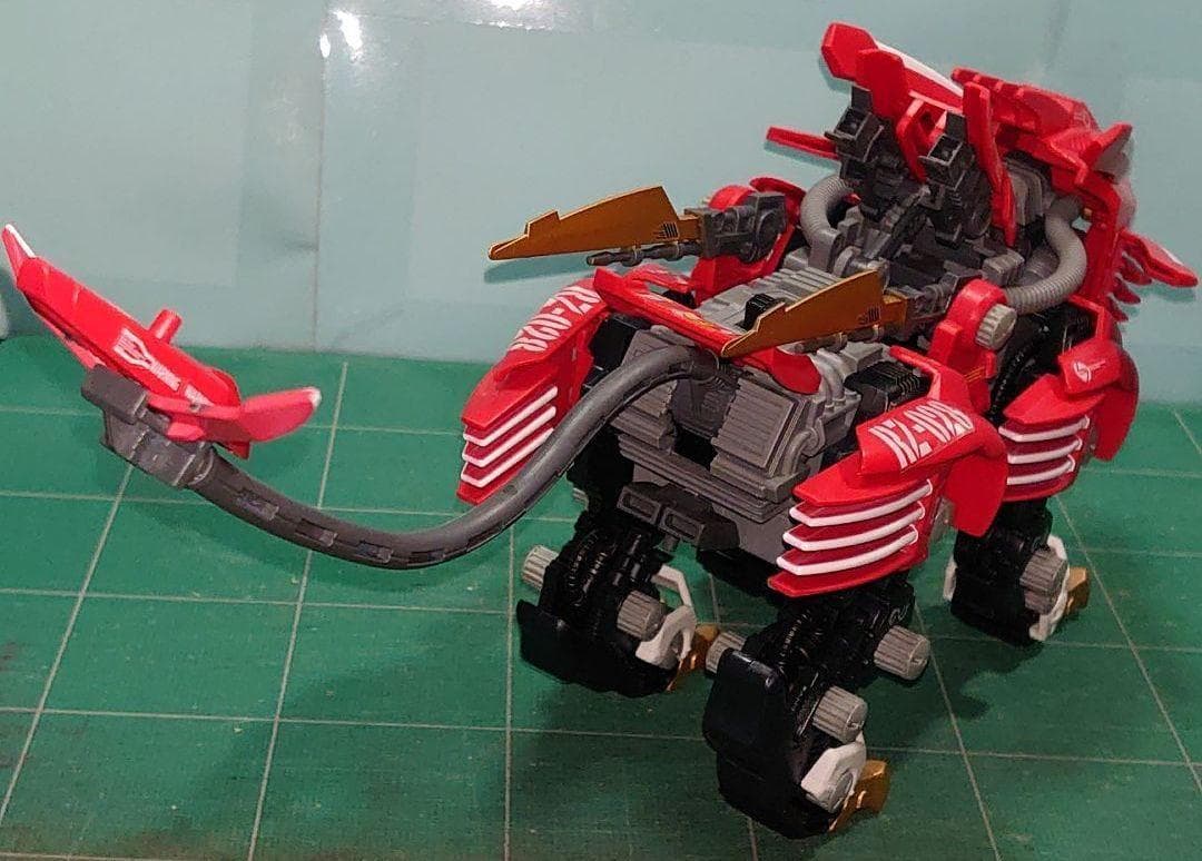 ゾイド　ブレイドライガー（レオン・トロス専用機）