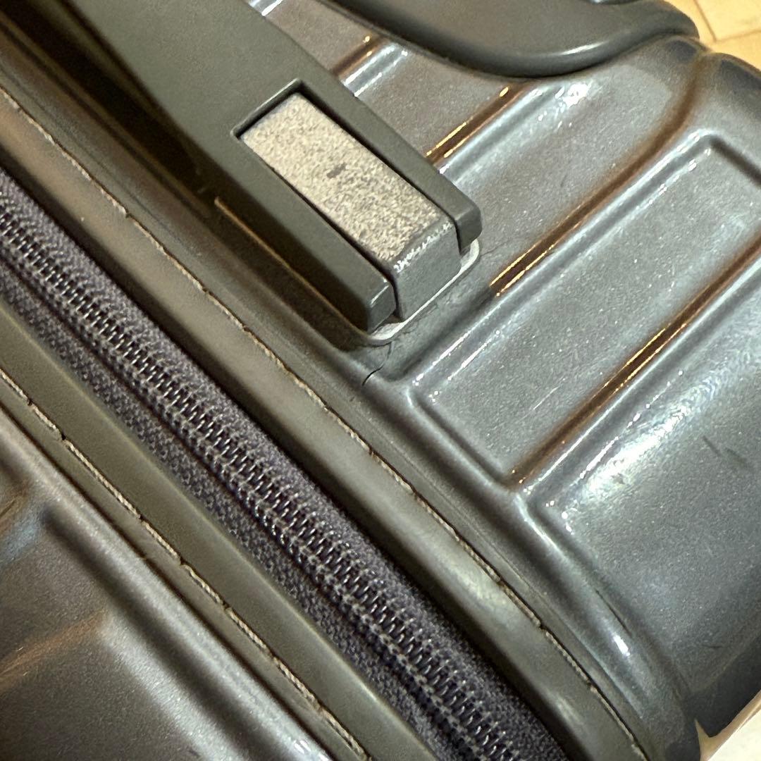 リモワ　RIMOWA サルサデラックス　2輪　32L 機内持込　グレー