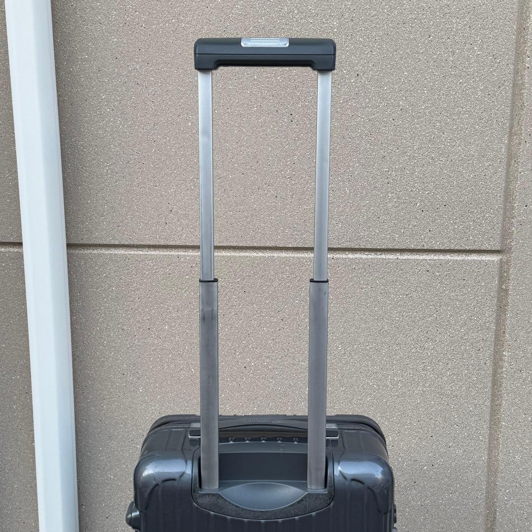 リモワ　RIMOWA サルサデラックス　2輪　32L 機内持込　グレー