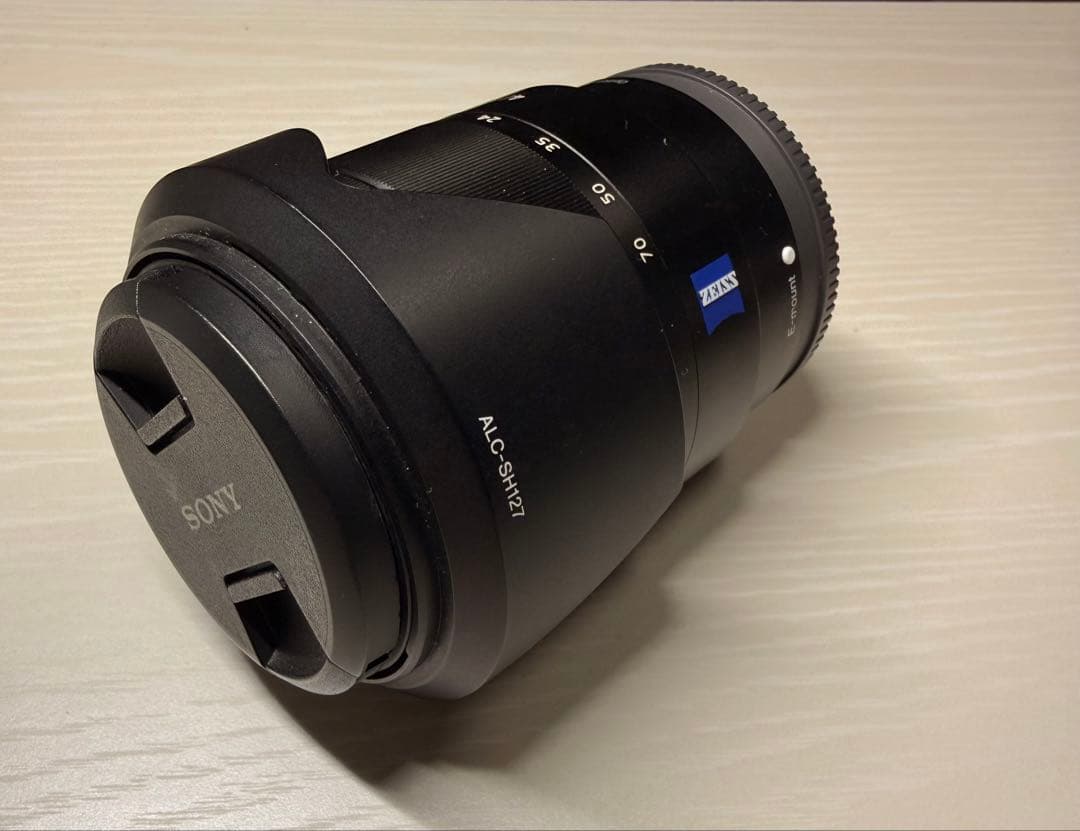 SONY α6500 + SONY T* E 16-70mm f4