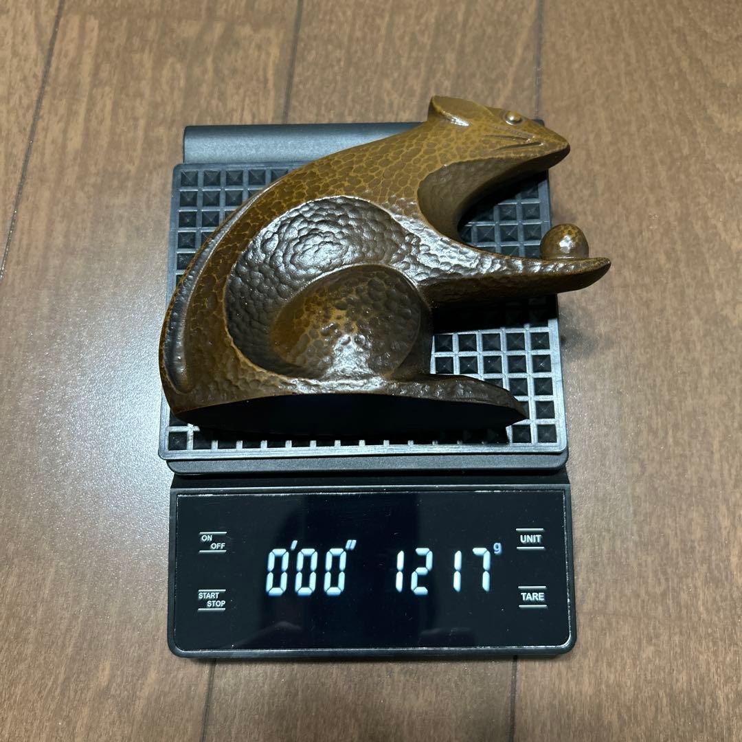 宝珠子置物　金属製ネズミの置物 木箱付き 約14cm