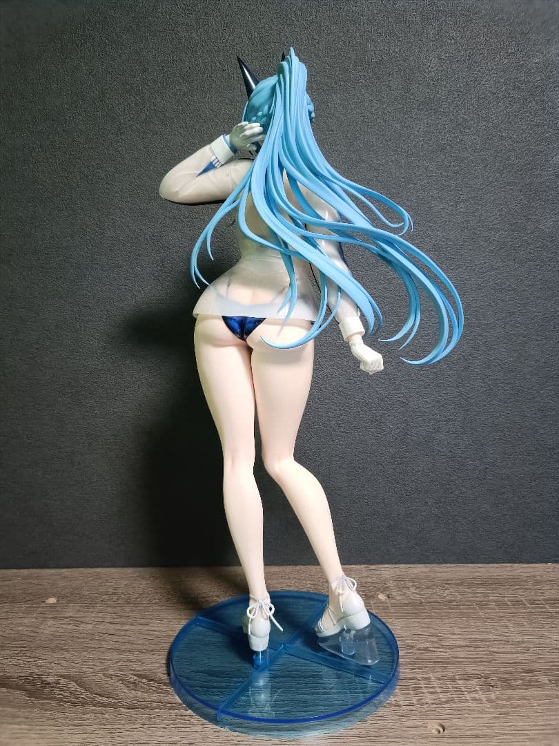 勝利の女神　NIKKE　ヘルム　アクアマリン 1/4 フィギュア　フリーイング