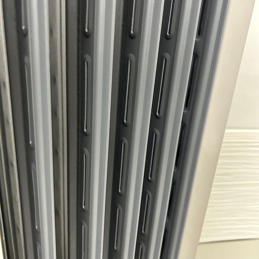 デロンギ　VertiCaldo オイルヒーター　RHJ21F0812-GY