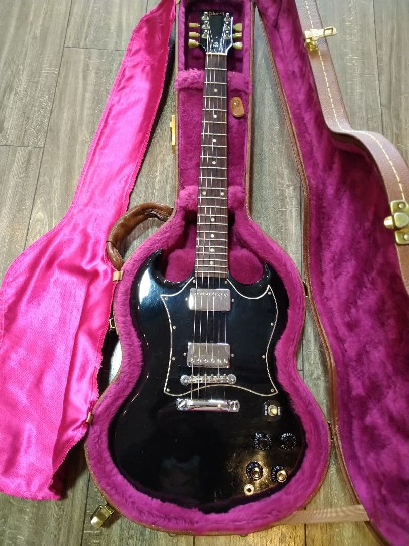 Gibson SG ブラック ハードケース付き