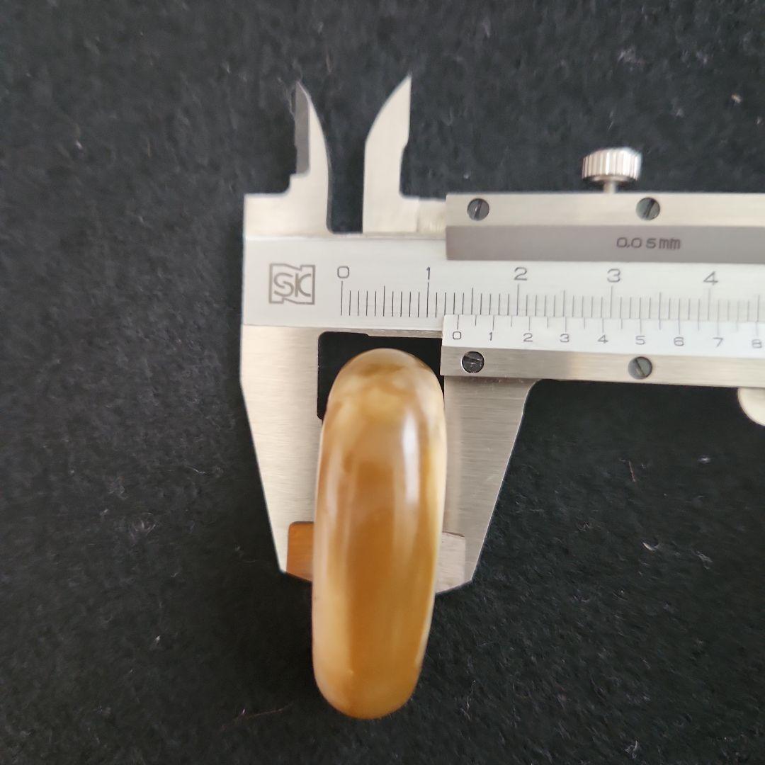 勾玉‥古墳時代‥発掘品