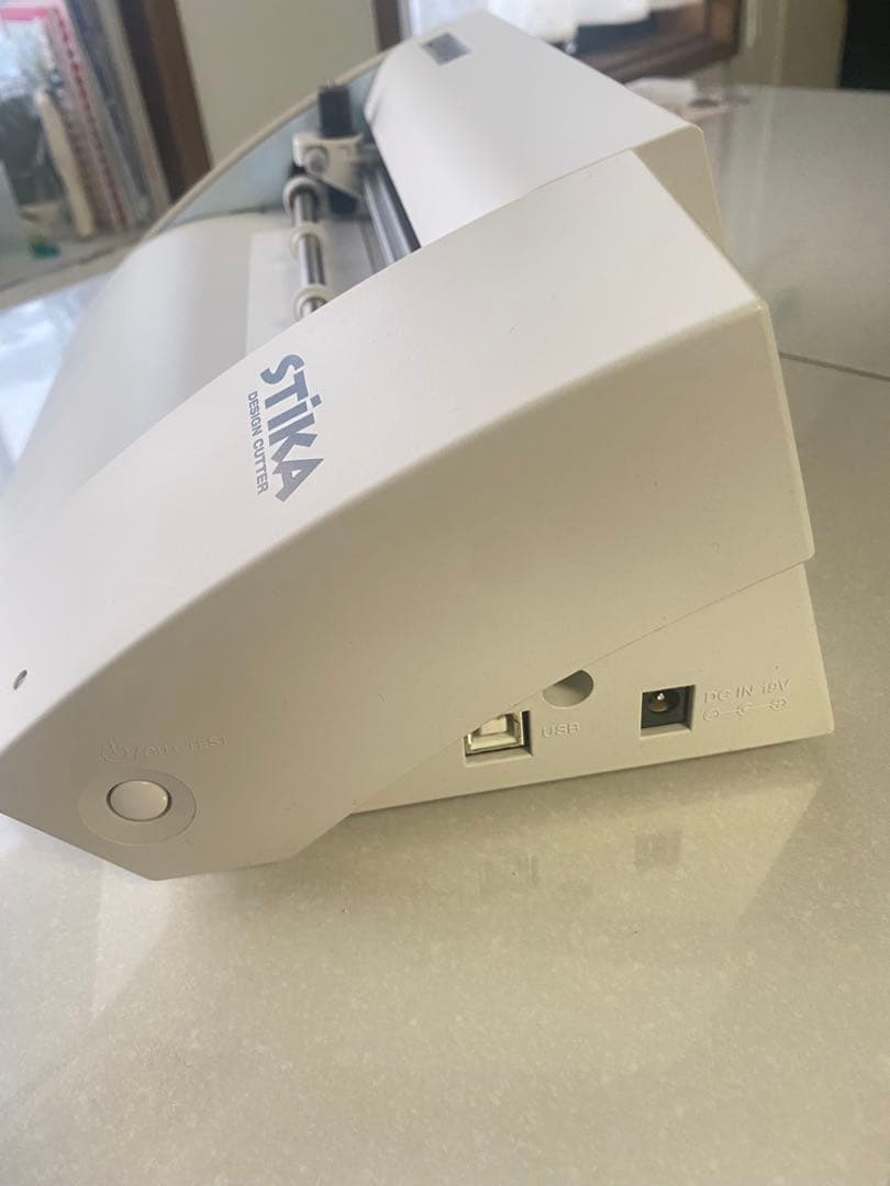 STIKA SV-8 カッティングマシン Roland