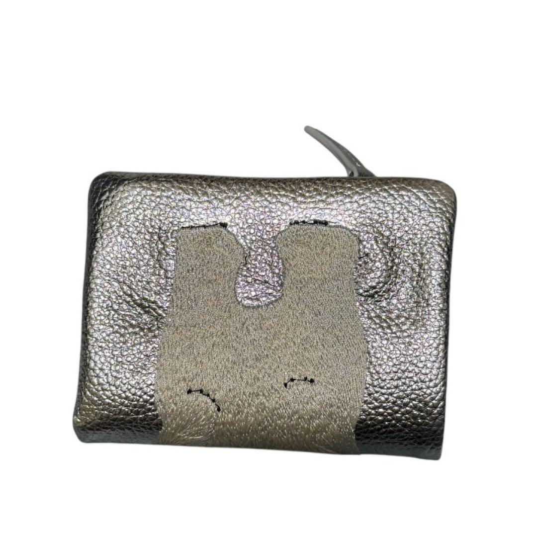 新品未使用　シルバー ear PAPILLONNER 白くま　刺しゅう折り財布