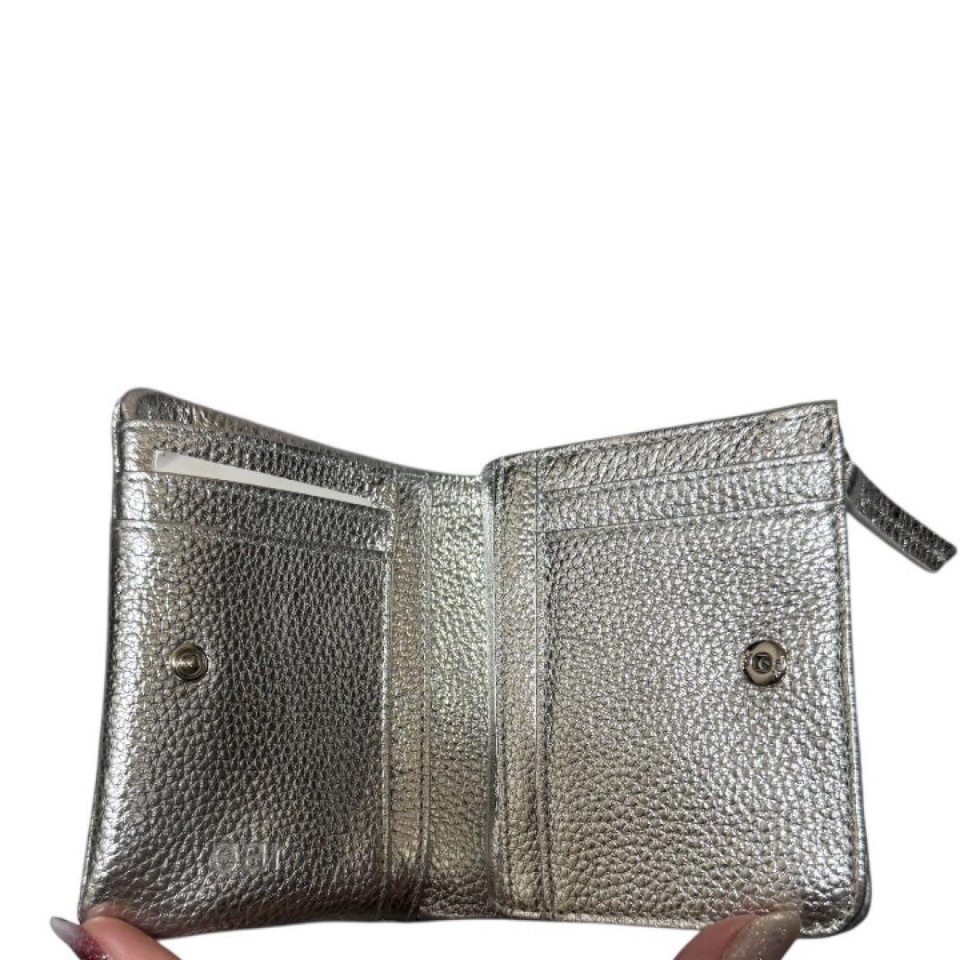 新品未使用　シルバー ear PAPILLONNER 白くま　刺しゅう折り財布