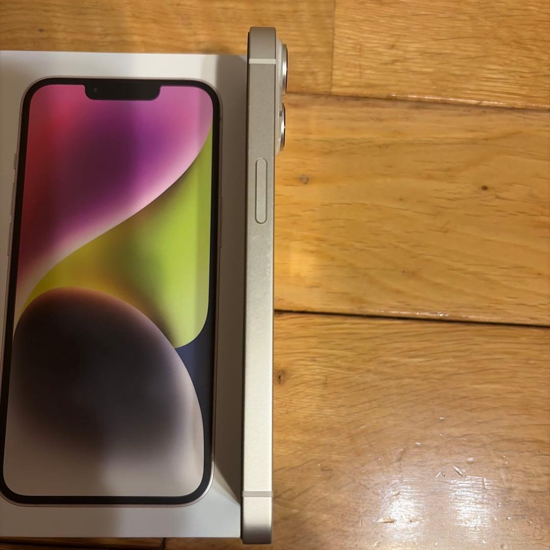 Apple iPhone 14 スターライト本体 充電ケーブル付き　SIMフリー