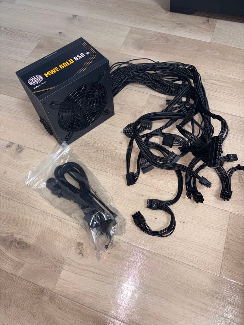 Cooler Master MWE GOLD 850 V3 電源ユニット