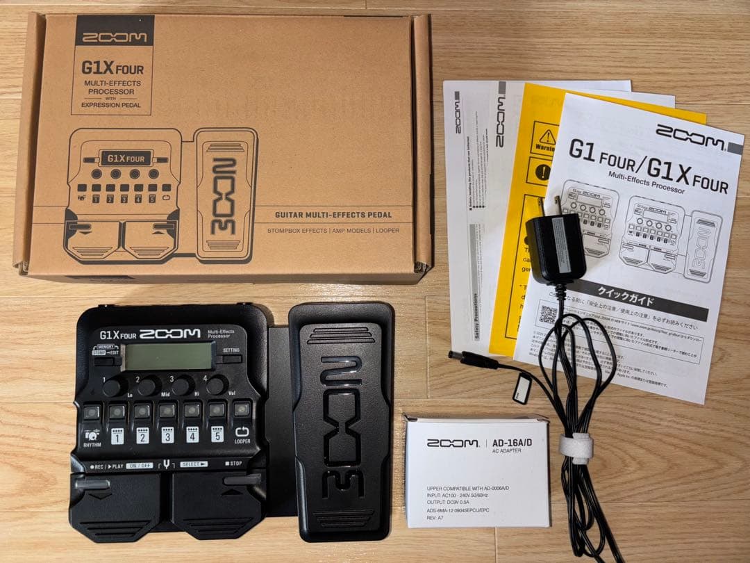 ZOOM G1X FOUR マルチエフェクター　〈アダプター付属〉