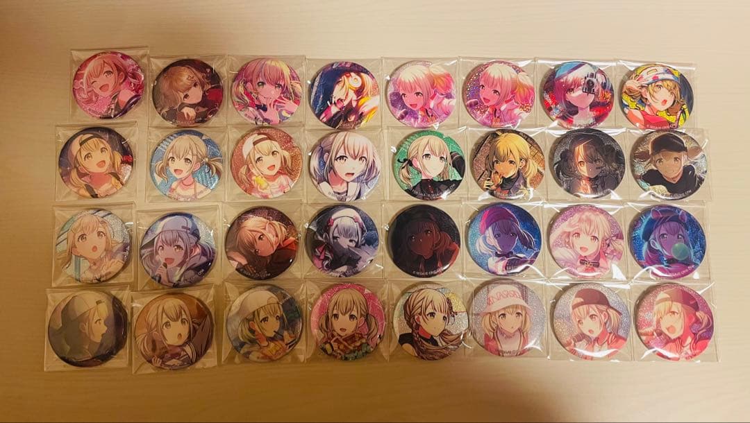 プロセカ 缶バッジ 小豆沢こはね