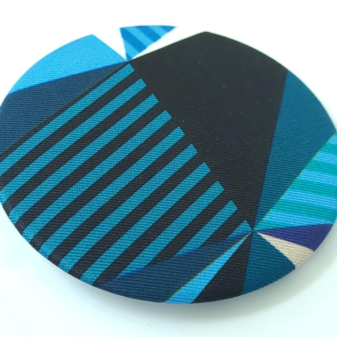 エルメス プティアッシュ シルク ピンブローチ バッジ ブルー ブラック