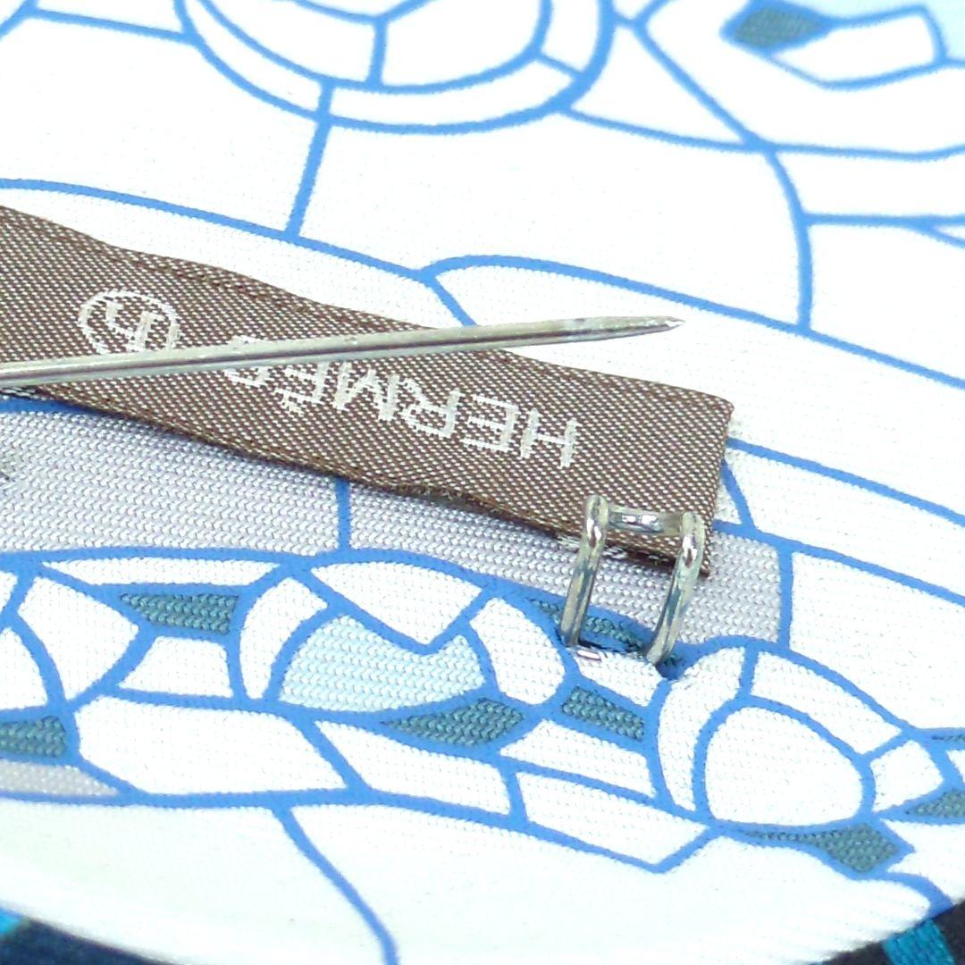 エルメス プティアッシュ シルク ピンブローチ バッジ ブルー ブラック