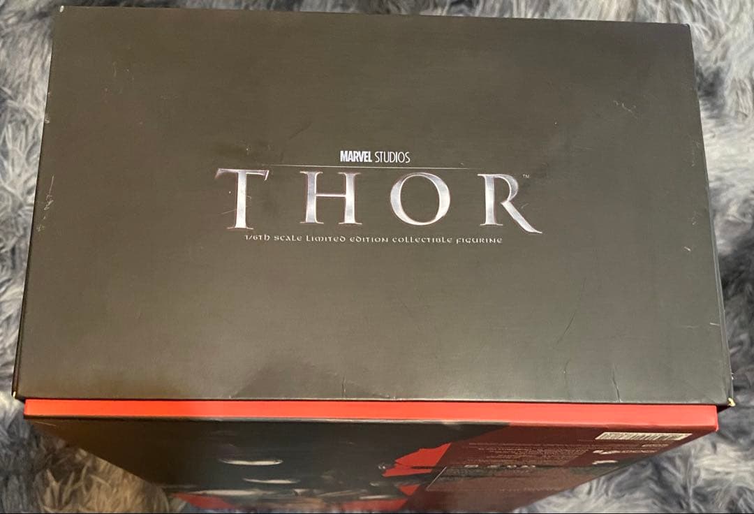 【未使用】HOTTOYS marvel THOR フィギュア