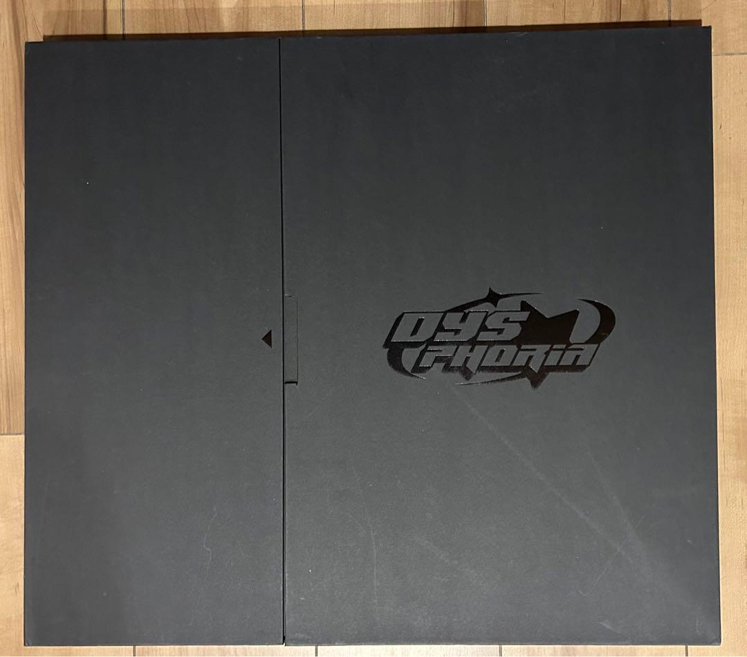 DYSPHORIA MAKI 真希 ガラスマウスパッド