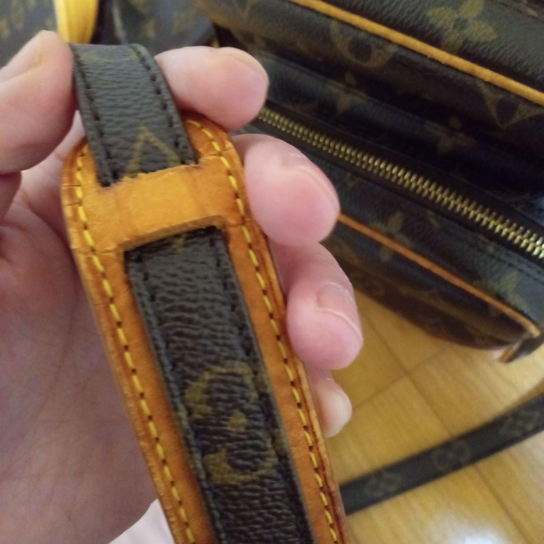 ルイ・ヴィトンアマゾンショルダーバック