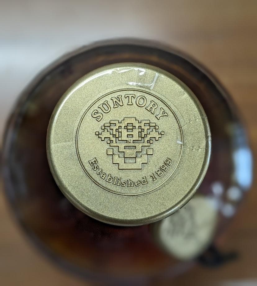 サントリー　響　700ML　未開栓　　初期モデル。希少品。送料無料