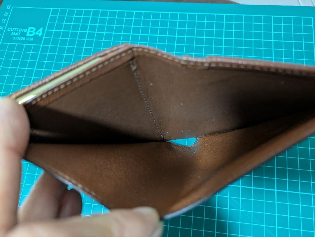 ルイ・ヴィトン　モノグラム　財布　2つ折り