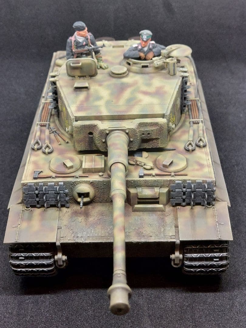タミヤ 1/35 プラモデル ドイツ軍戦車 タイガーI後期型 完成品