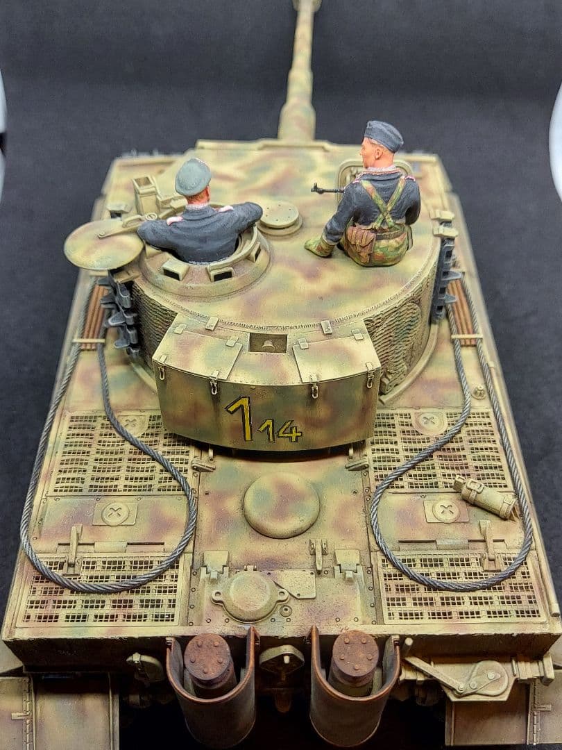 タミヤ 1/35 プラモデル ドイツ軍戦車 タイガーI後期型 完成品