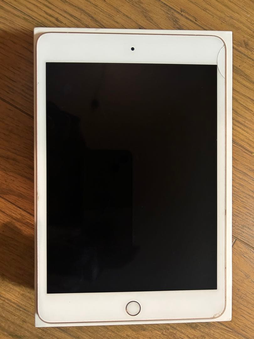 A*G様 iPad mini 5世代 Wi-Fi+Cellular 64GB ゴ