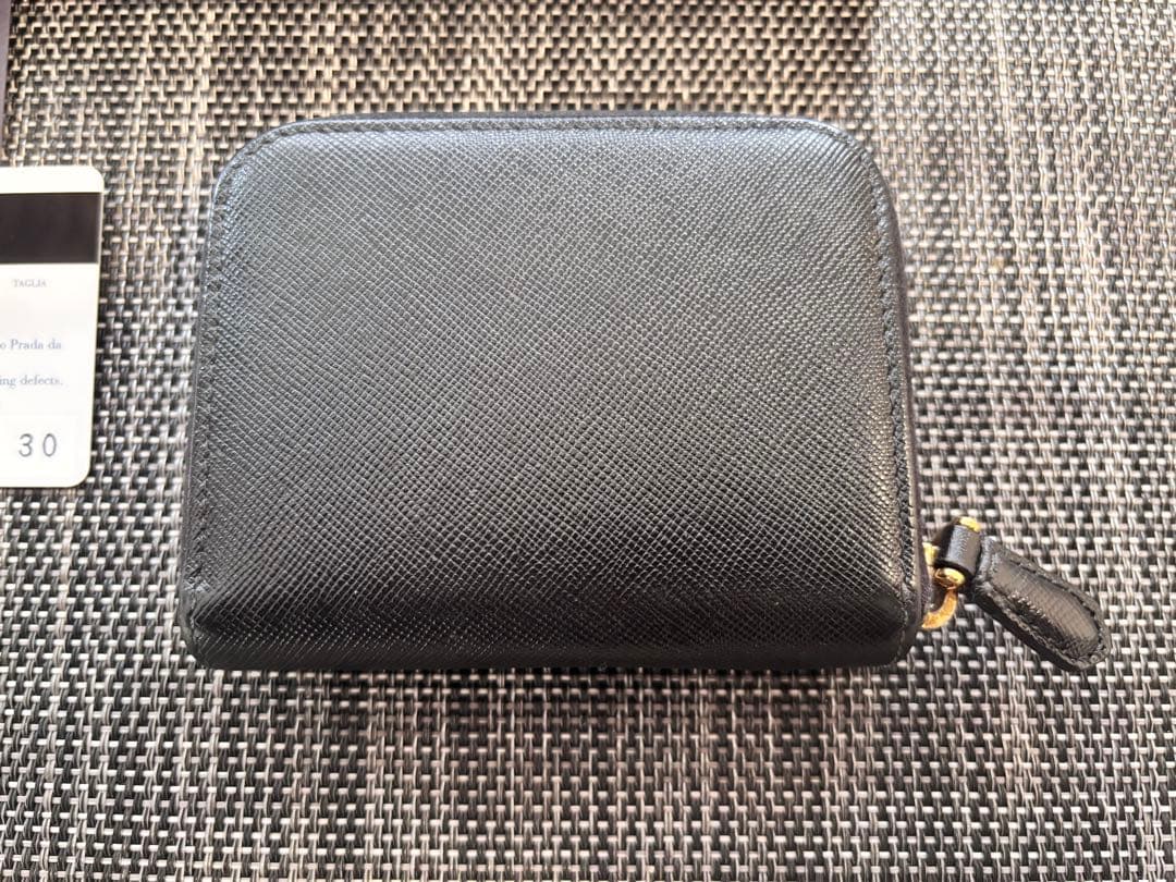 PRADA SAFFIANO L ケース