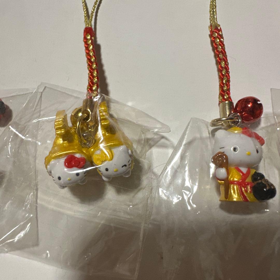 【新品未開封】ハローキティご当地根付けストラップ9個セット