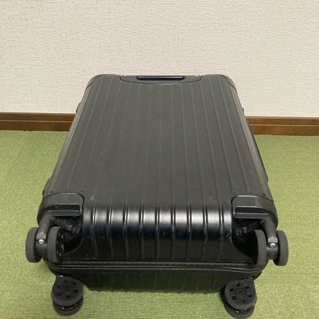 リモワ エッセンシャル キャビンS ブラック