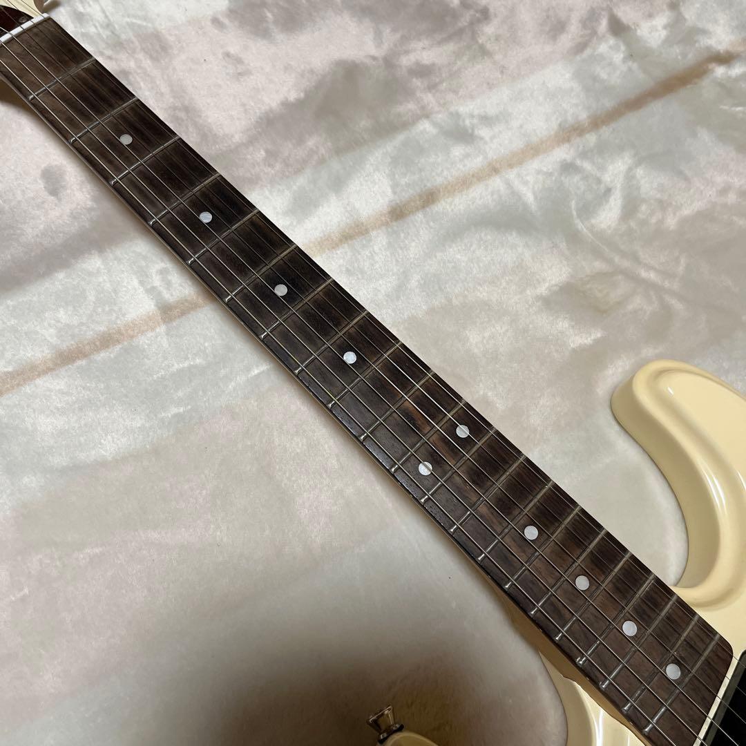 Aria DM-01 モズライトタイプ　P90 アイボリー