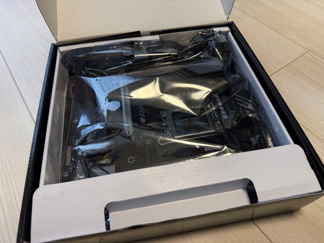 マザーボード GIGABYTE B760M DS3H WIFI6E GEN5