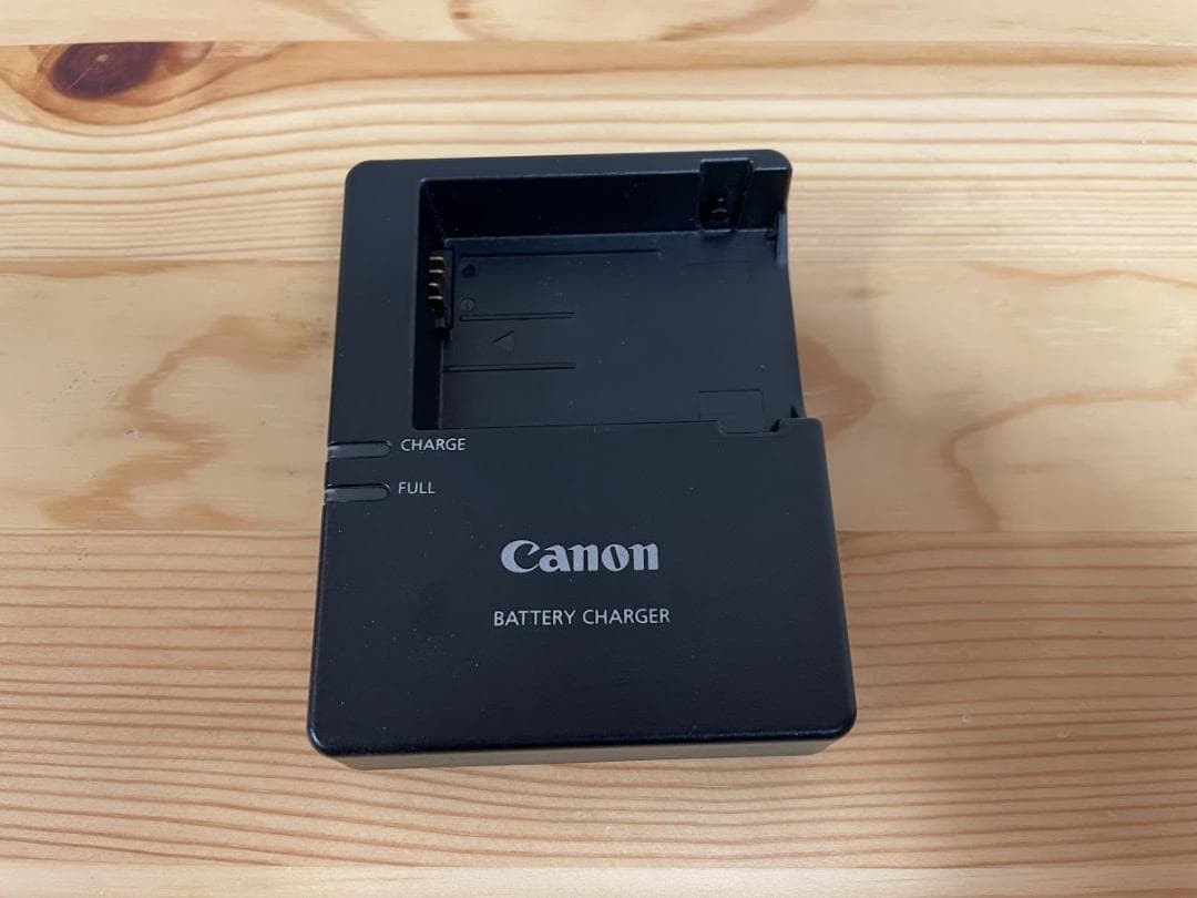 Canon Kiss X6i 標準レンズ付＋SIGMA 30mm F1.4