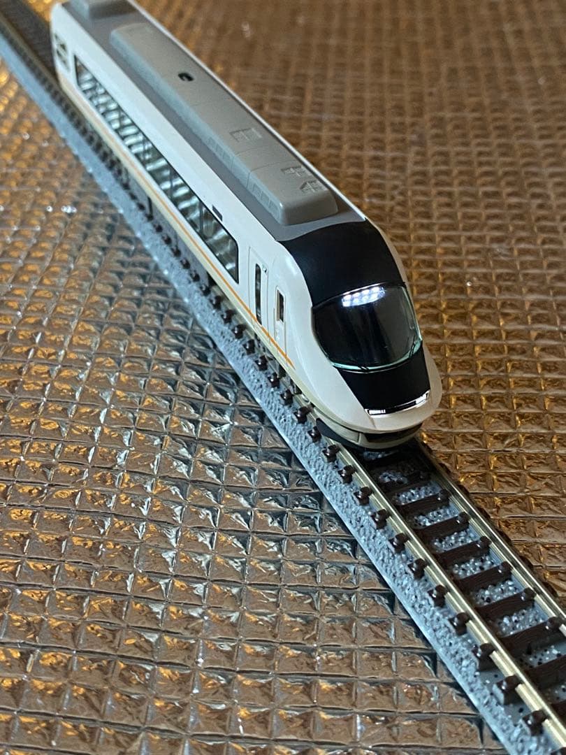 近鉄21020系　アーバンライナーnext 6両動力付き　ヘッドライト点灯
