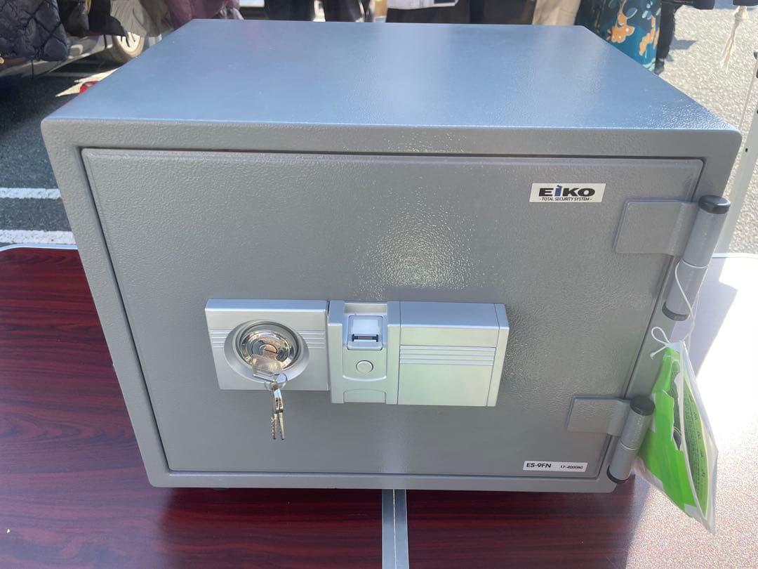 EIKOエーコー耐火金庫21.6Lシリンダー錠 指紋認証ダブルロックES-9FN