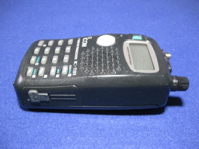 ICOM IC-T81 50/144/430/1200MHz4バンド
