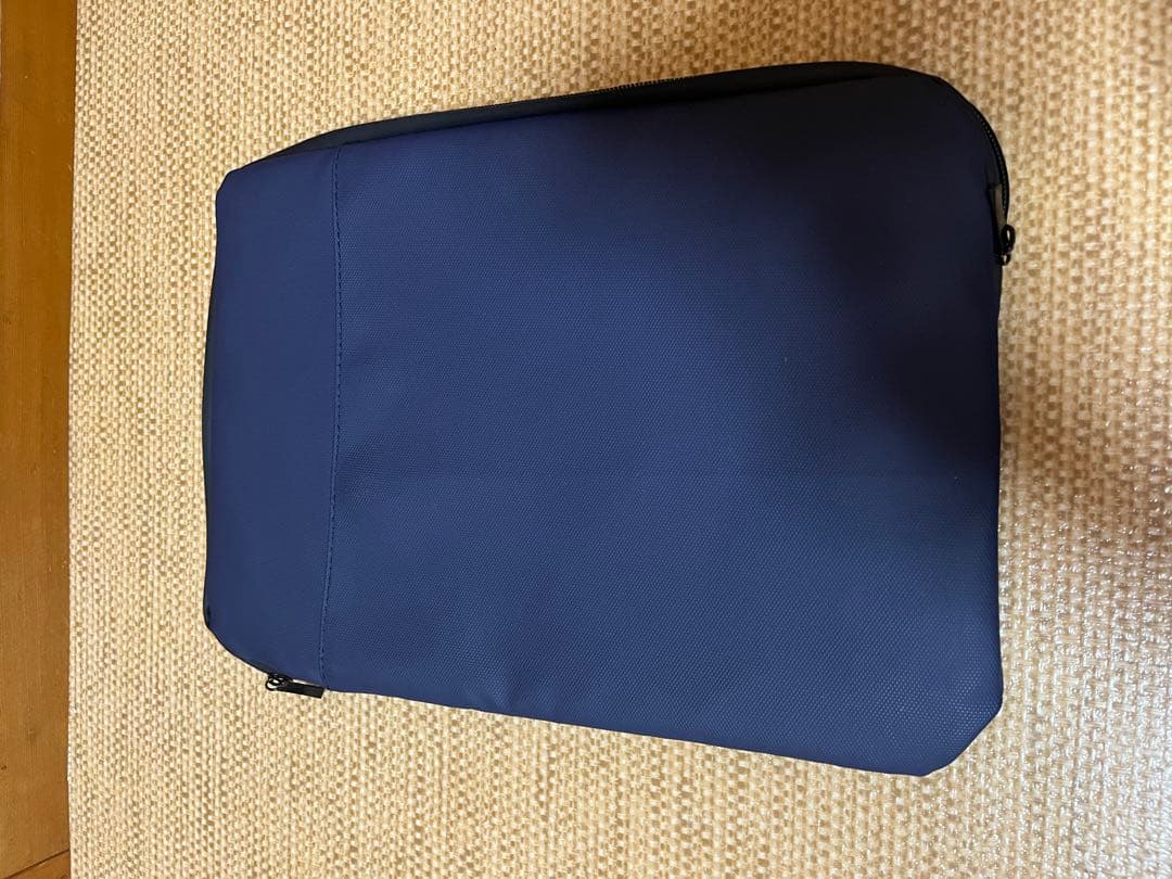 M2チップ搭載 Mac book Air 13インチ シルバー ケース付き