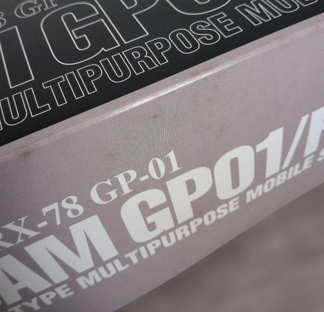 GUNDAM GP01/Fb パーフェクトグレード（取説欠品・箱汚れあり）