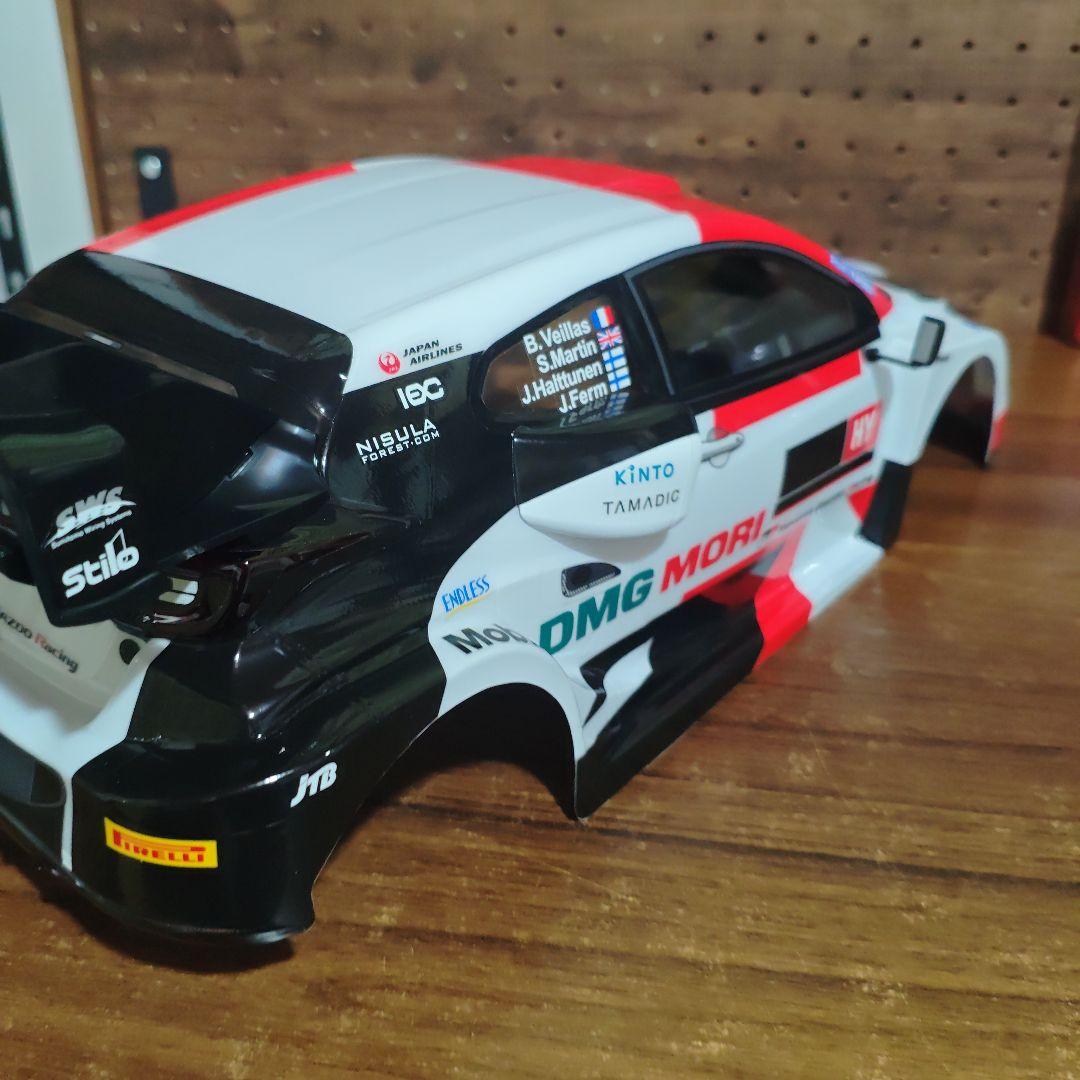 タミヤ　ヤリス　ハイブリッド　ボディ