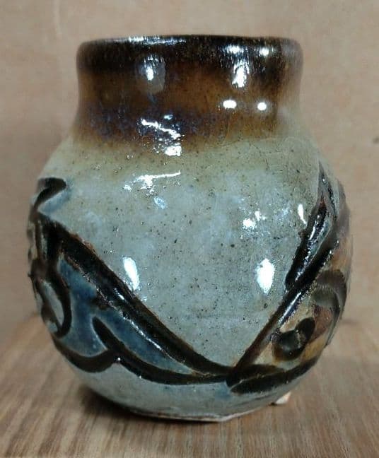 【本物保証】金城次郎 小壷 共箱 壷屋焼 琉球陶器人間国宝 美品 やちむん