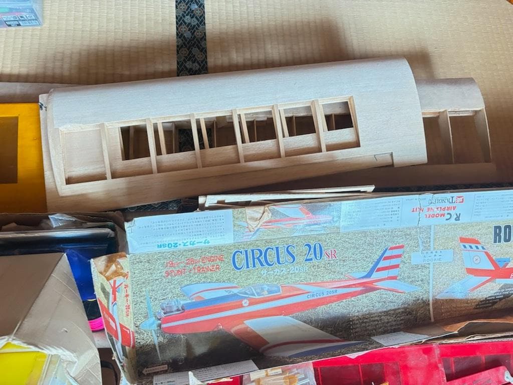 ラジコン R/C 飛行機 パーツ 大量まとめ売り 当時物 絶版品 現状受け渡し