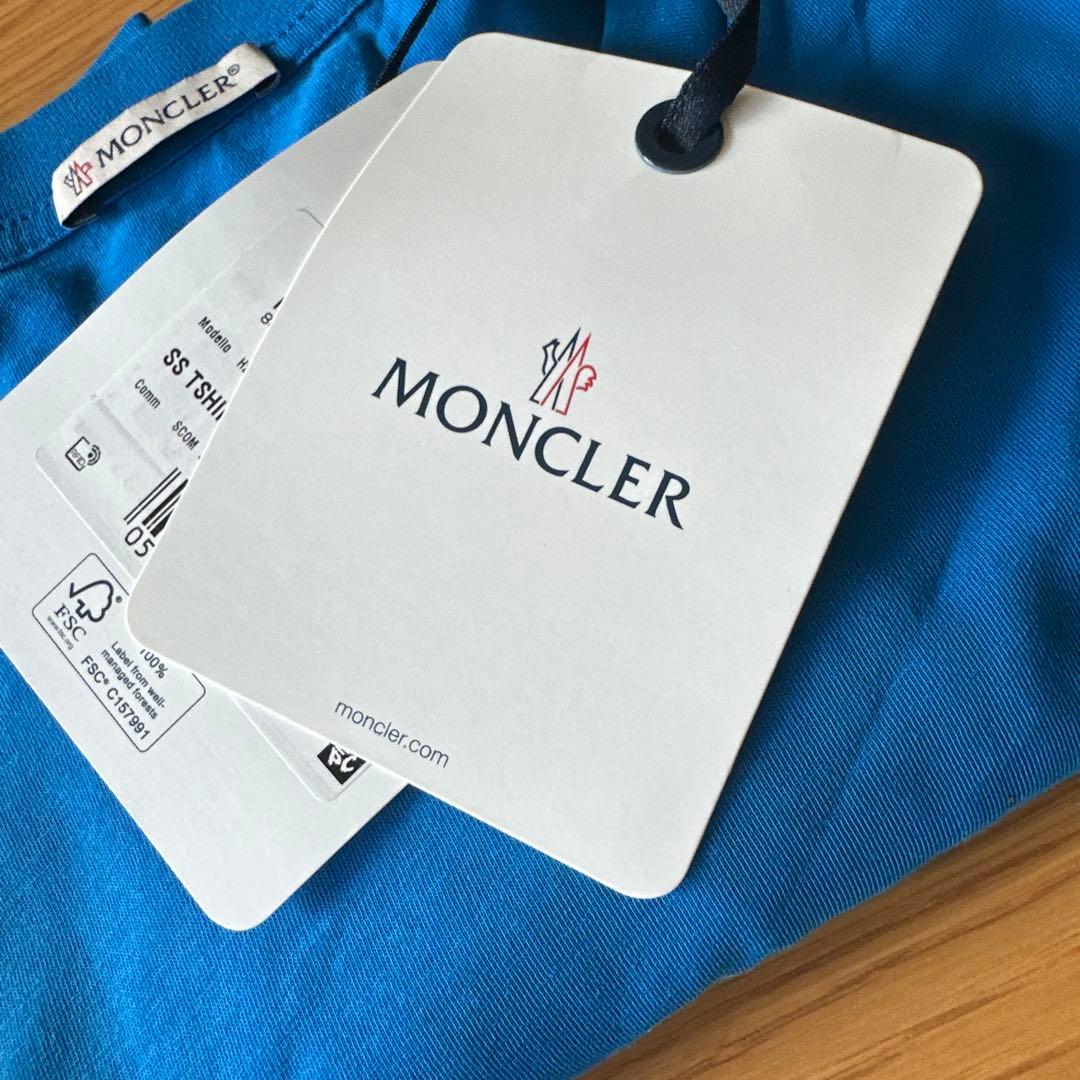 MONCLER SS Tシャツ 青色 キャラクター