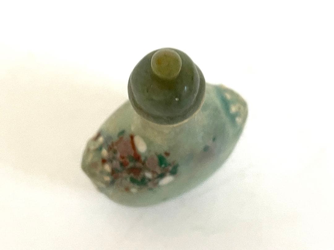 骨董　アンティーク　中国骨董　鼻煙壷　陶製　翡翠？　コレクション　清朝