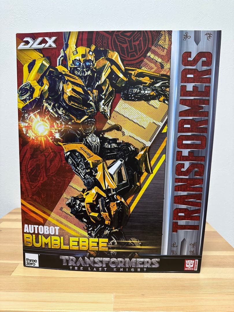 threezero DLX BUMBLEBEE フィギュア