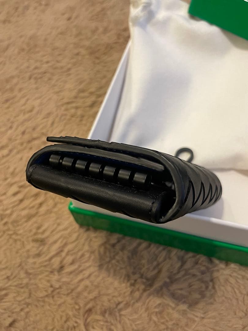 BOTTEGA VENETA ブラック レザー キーケース