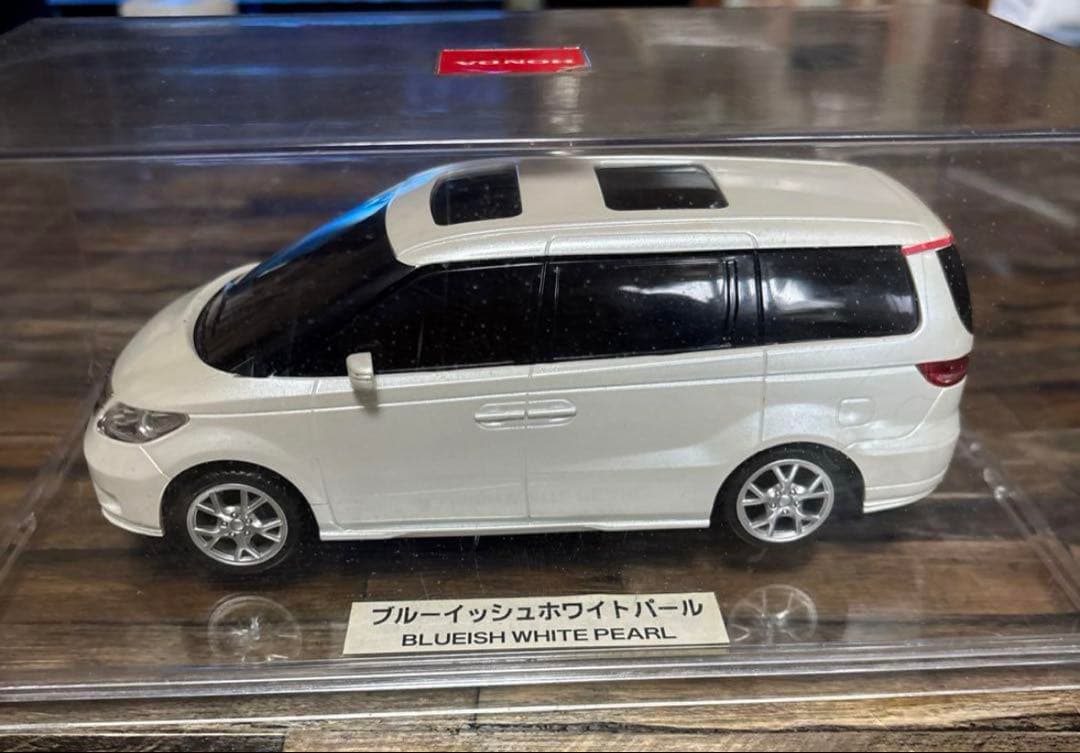 ホンダエリシオンブルーイッシュホワイトパール