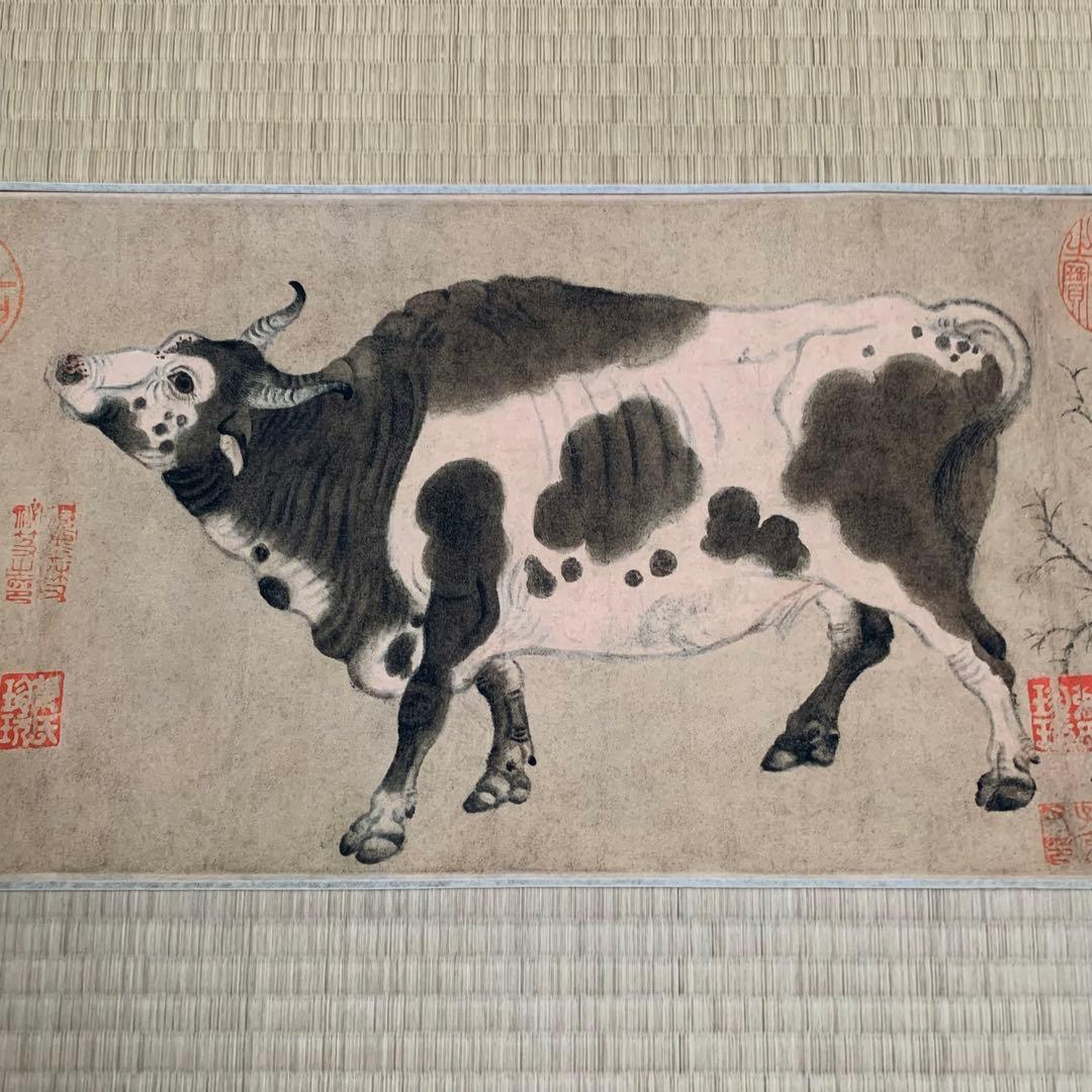 中国絵画　 唐代の絵家　名家唐時代　韓滉（最作)五牛図　乾隆皇帝など题 巻き絵