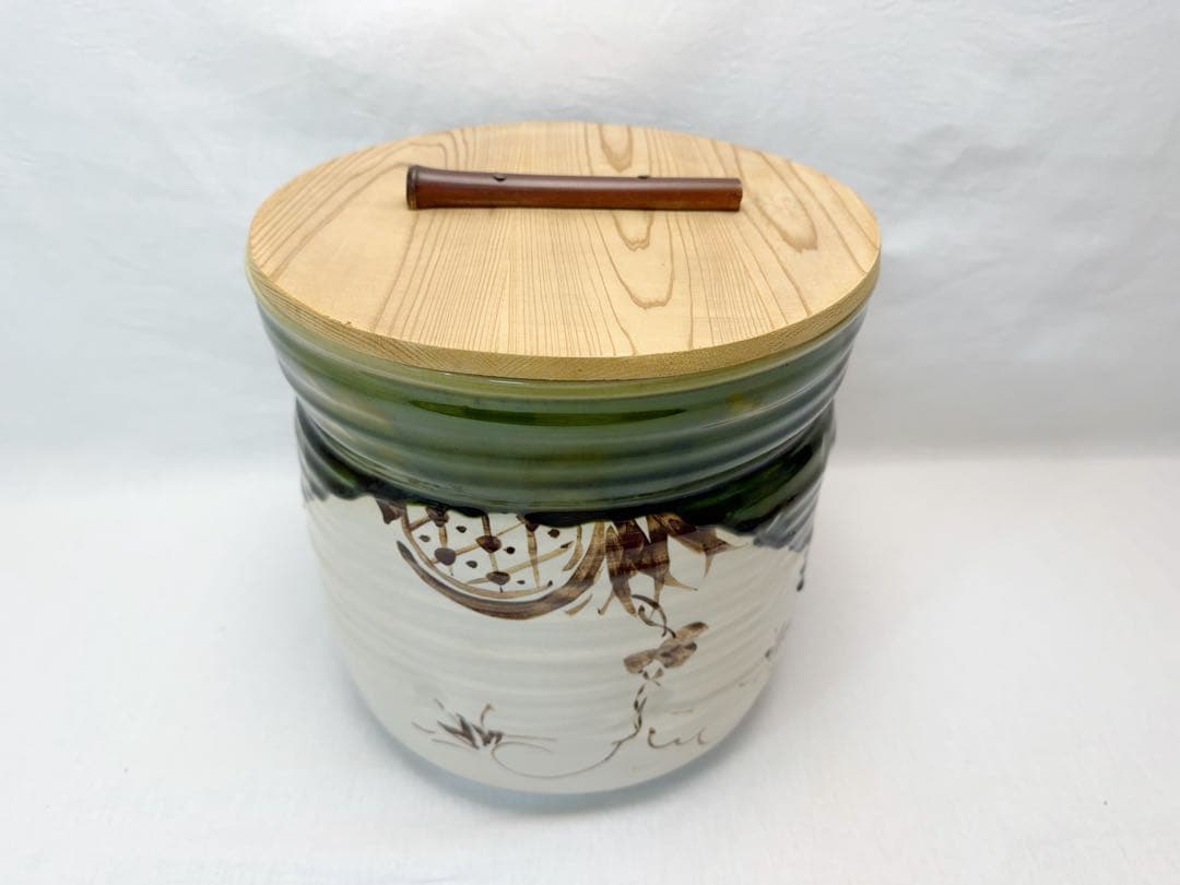 ほぼ未使用 水屋道具 織部 水屋瓶 陶印 木蓋付き 水差し